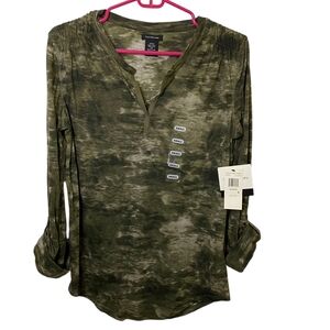 Calvin Klein Womens Shirt Long Sleeve Roll Tab V-Neck  Green Camouflage